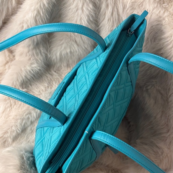 Vera Bradley Quilted Turquoise Tote Bag - Picture 5 of 9